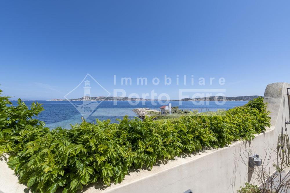 2 Pineta - Ampio Quadrilocale Sulla Spiaggia Di Porto Faro Palau Exterior foto